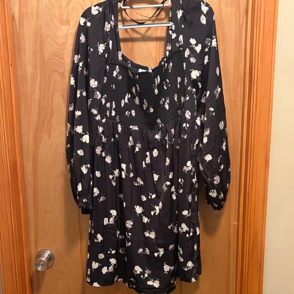 Motherhood Black and Cream Floral Dress